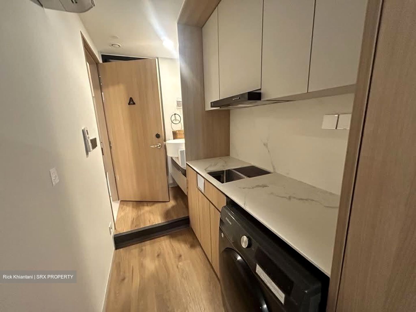 River Valley Road (D9), Condominium #576730211